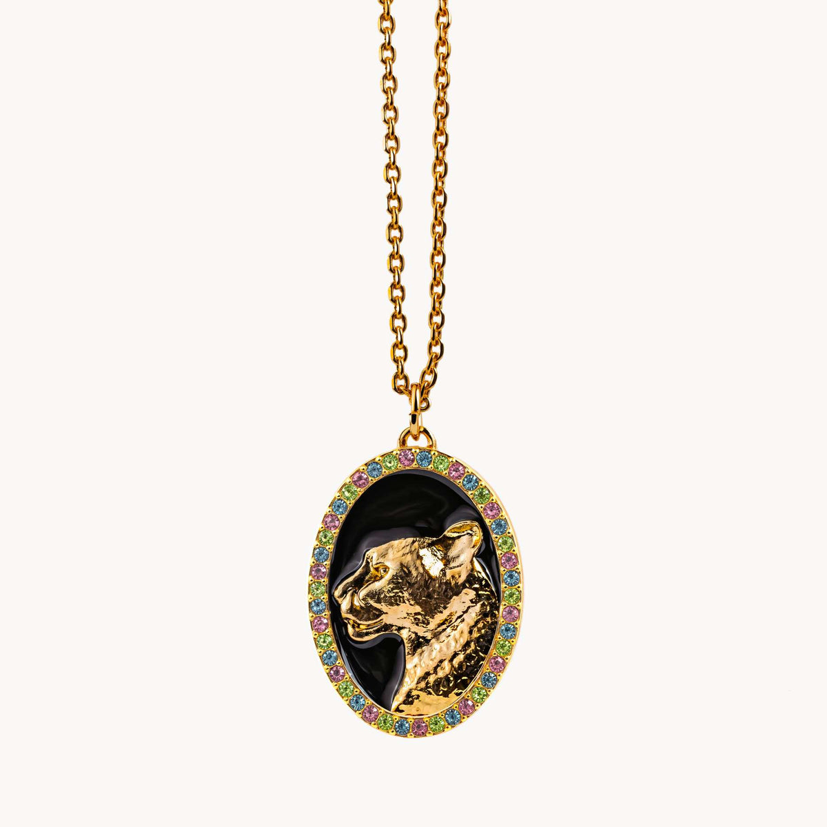 Médaillon Alexandrie : collier avec guépard et strass colorés