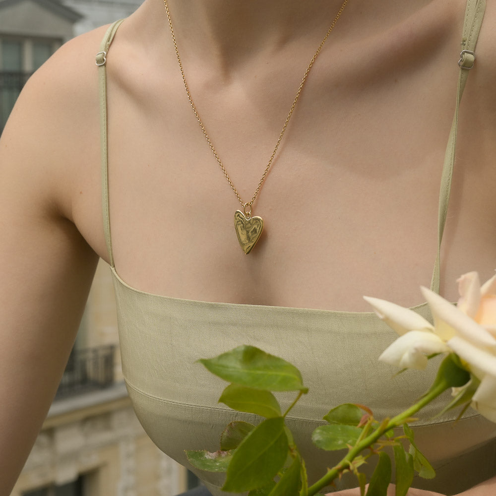 collier femme aurage - symbole amour - coeur-or 24 carats
