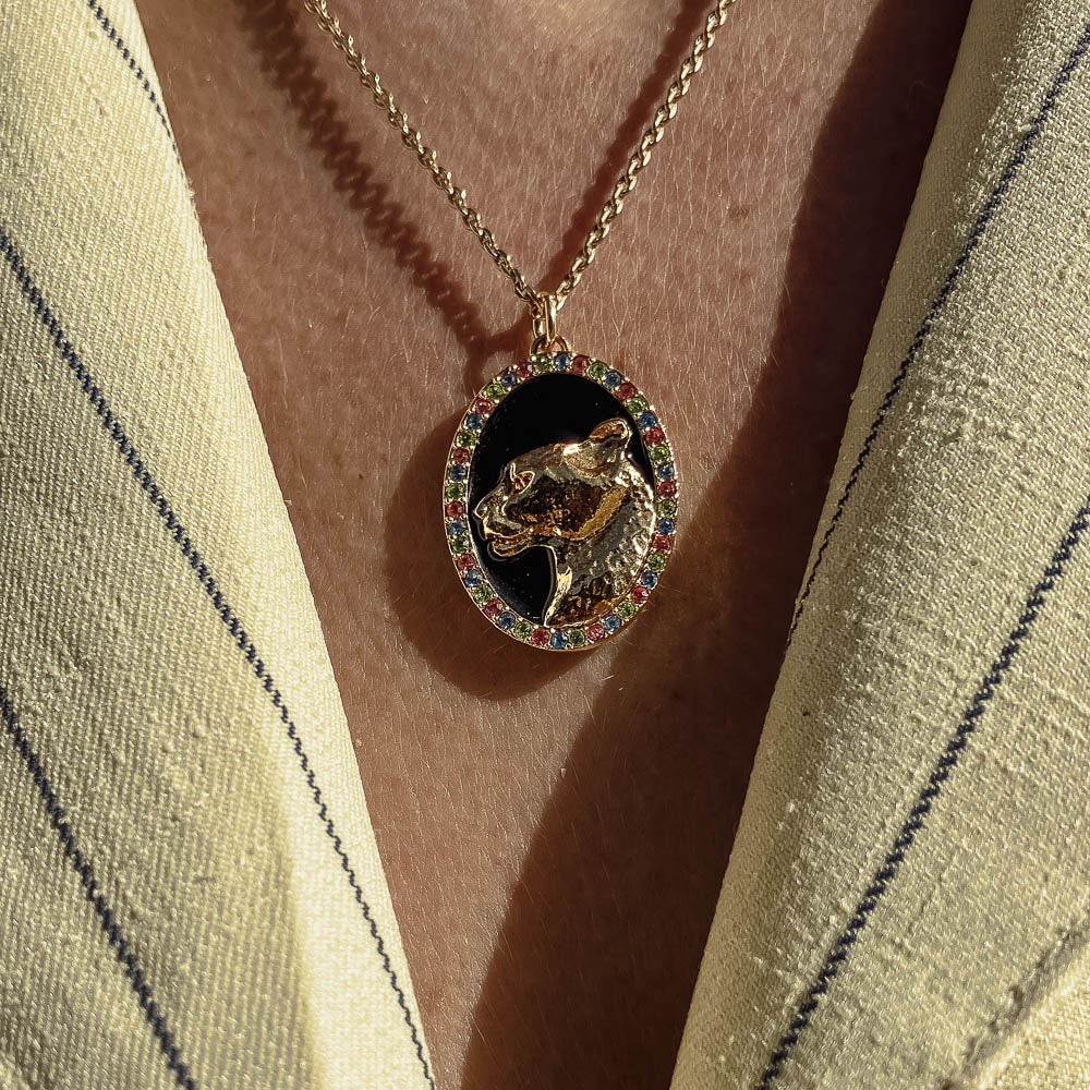 collier aurage femme-medaille-email-felin